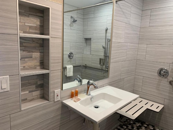 Black Jack Inn image 22