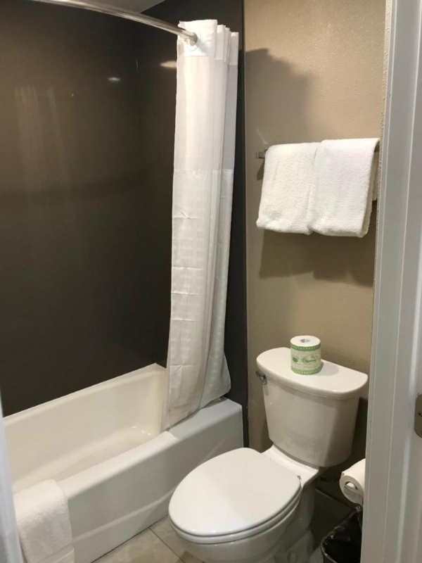 Black Jack Inn image 39